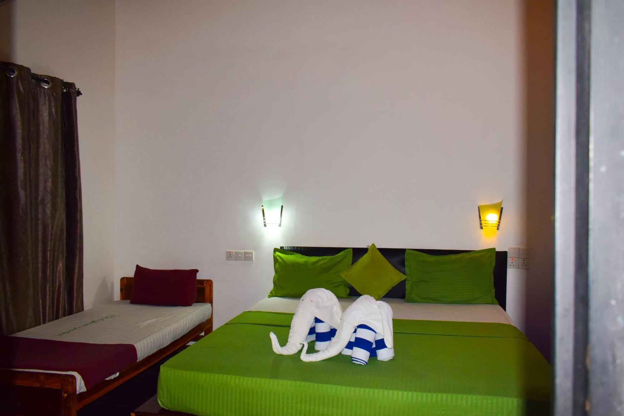 Hotel Green Garden Trincomalee Εξωτερικό φωτογραφία